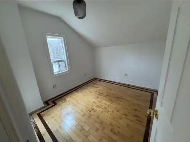 For Rent 2.5 Bedroom House Toronto ON DLS102847007