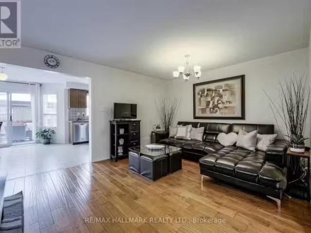 For rent: 309 GOLDEN ORCHARD ROAD, Vaughan Patterson, Ontari.