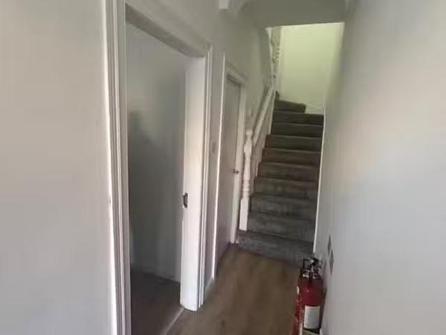 For Rent! 37 Barry Street