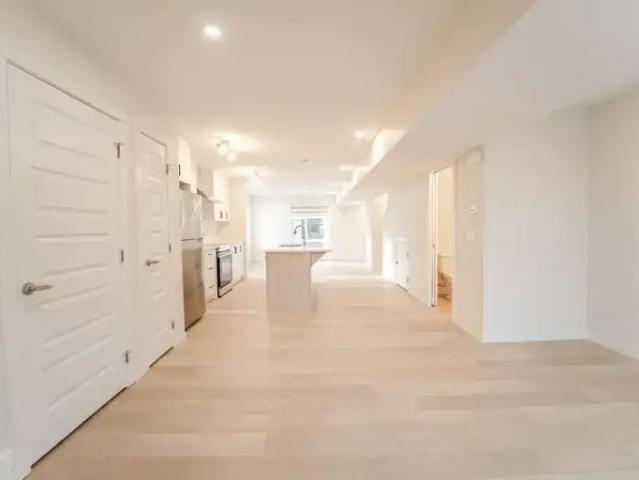 For Rent 3 Bedroom Condo Calgary AB DLS102394884