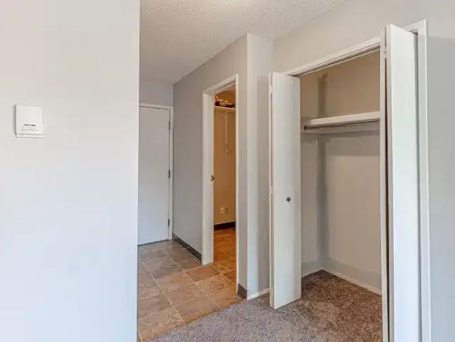 For Rent 3 Bedroom Condo Calgary AB DLS103091544