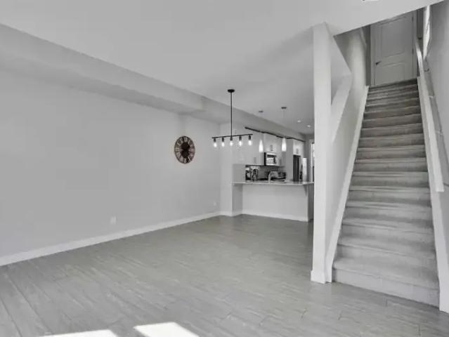 For Rent 3 Bedroom Condo Calgary AB DLS103091353