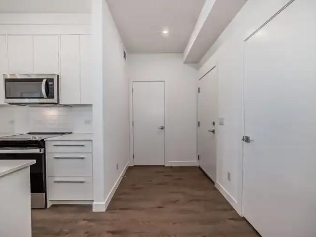 For Rent 3 Bedroom Condo Calgary AB DS104224406