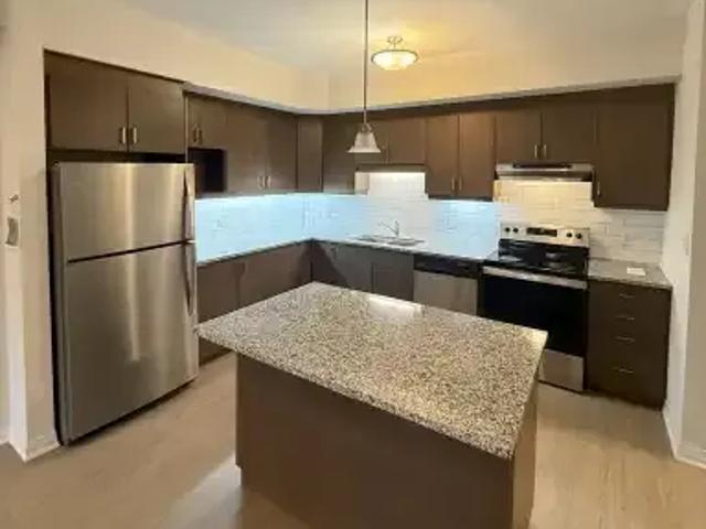 For Rent 3 Bedroom Condo Cambridge ON DS102846580