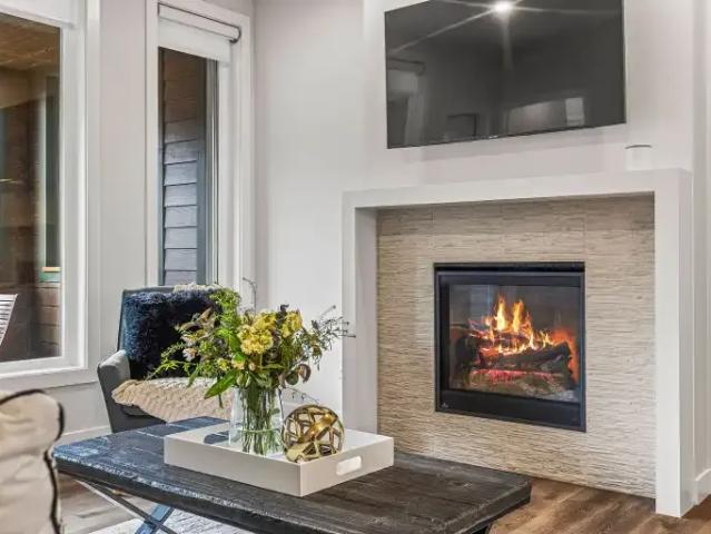 For Rent 3 Bedroom Condo Canmore AB DS103367810