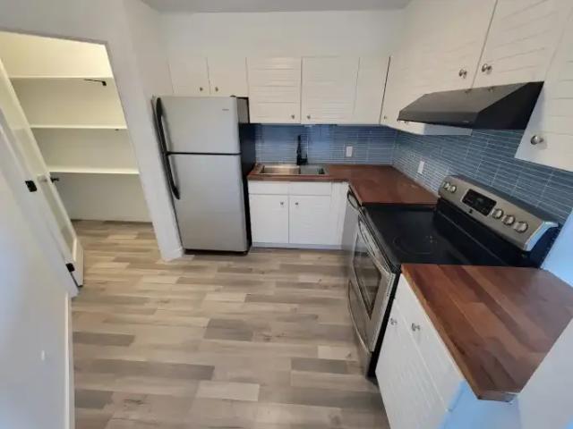 For Rent 3 Bedroom Condo Edmonton AB DS104106590