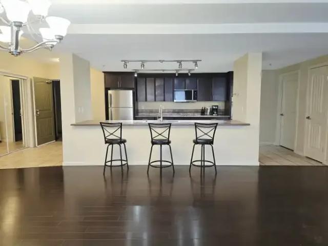 For Rent 3 Bedroom Condo Kelowna BC DS104182898