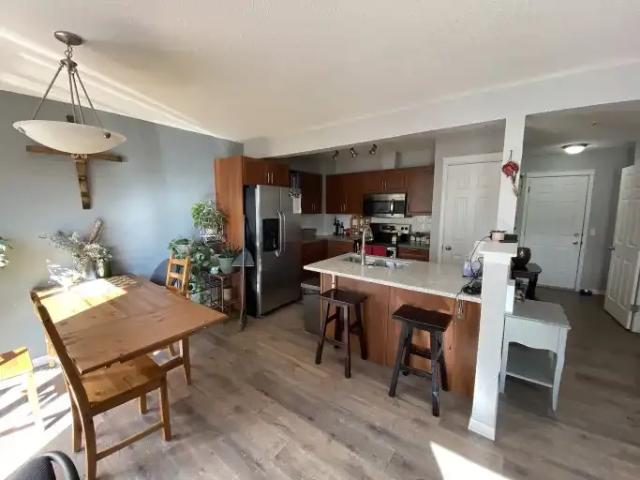 For Rent 3 Bedroom Condo Strathmore AB DS104180760