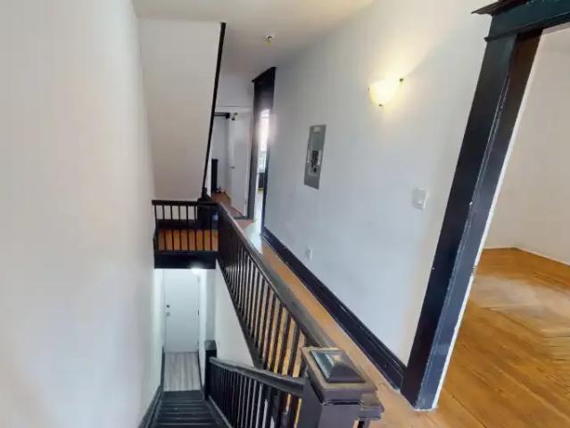 For Rent 3 Bedroom Condo Toronto ON DS101827456