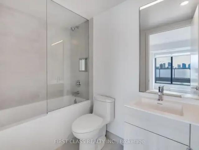 For Rent 3 Bedroom Condo Toronto ON DS103695157