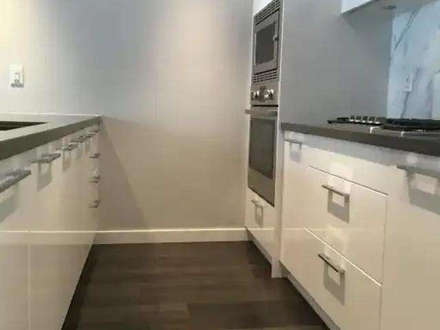 For Rent 3 Bedroom Condo Vancouver BC DS104142603