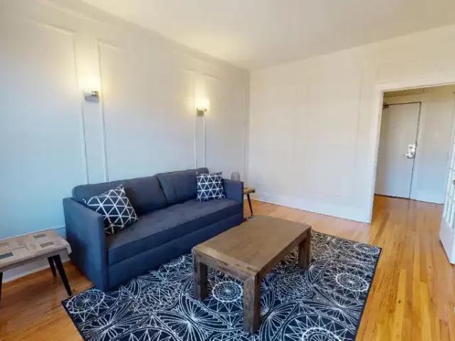 For Rent 3 Bedroom Apartment Montreal QC DLS102052084