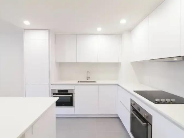 For Rent 3 Bedroom Apartment Montreal QC DS103878557