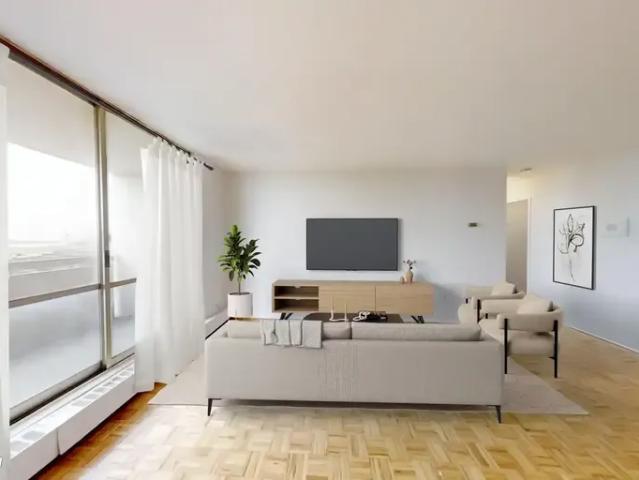 For Rent 3 Bedroom Apartment North York ON DS94723866
