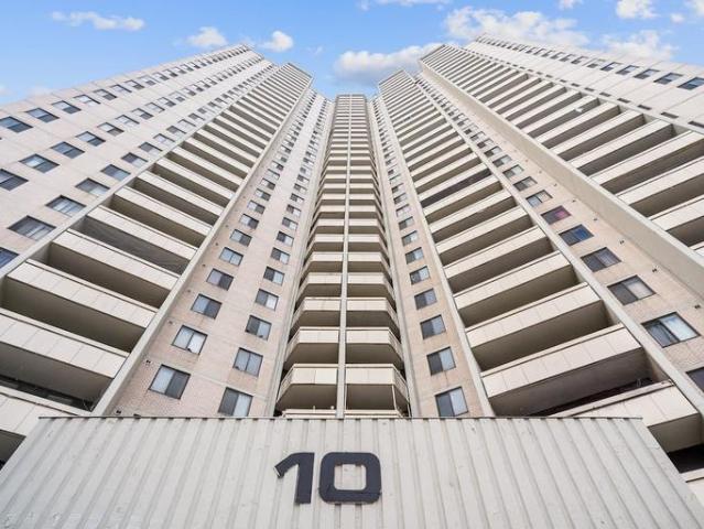 For Rent 3 Bedroom Apartment North York ON DS96246984
