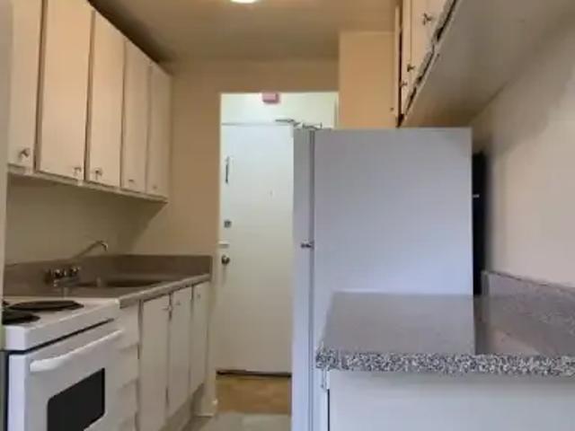 For Rent 3 Bedroom Apartment North York ON DS99262635