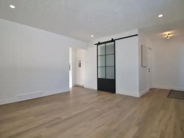 For Rent 3 Bedroom Apartment Ottawa ON DS103920447