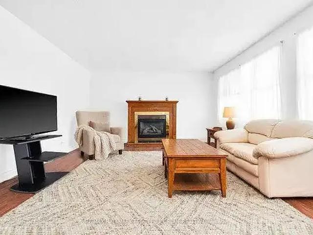 For Rent 3 Bedroom Apartment Orillia ON DLS102143842