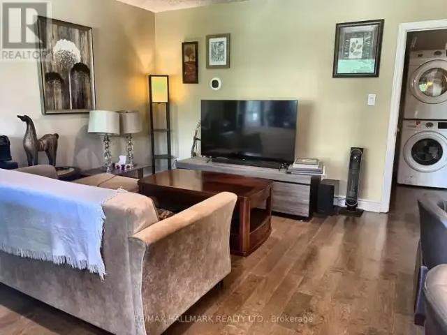 For Rent 3 Bedroom Apartment Ajax ON DS105167488