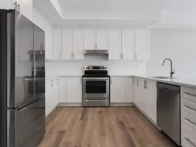 For Rent 3 Bedroom Apartment Arnprior ON DS104711181