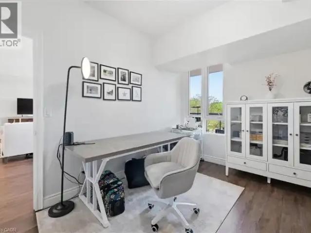 For Rent 3 Bedroom Apartment Burlington ON DS102847351