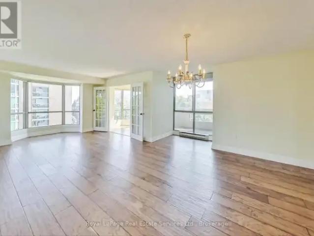 For Rent 3 Bedroom Apartment Burlington ON DS104972855