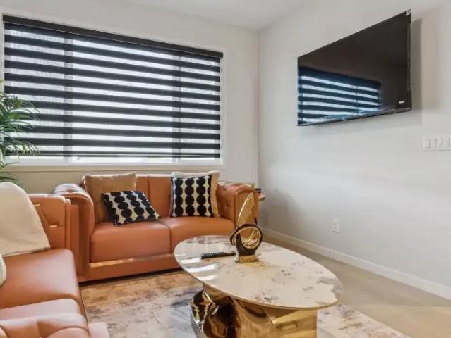 For Rent 3 Bedroom Apartment Calgary AB DLS102052416