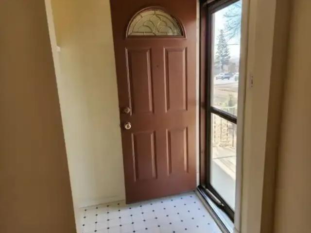 For Rent 3 Bedroom Apartment Calgary AB DLS98671108
