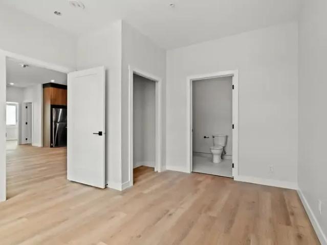 For Rent 3 Bedroom Apartment Calgary AB DS93179466