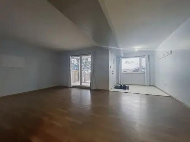For Rent 3 Bedroom Apartment Calgary AB DS99793144