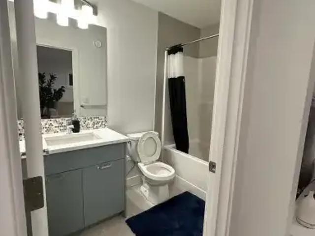 For Rent 3 Bedroom Apartment Calgary AB DS99720329