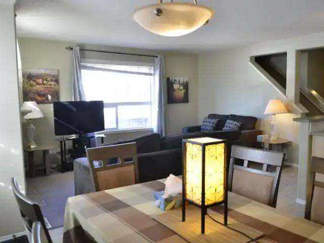 For Rent 3 Bedroom Apartment Calgary AB DS99824288