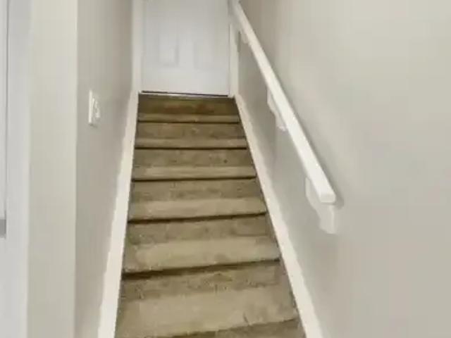 For Rent 3 Bedroom Apartment Calgary AB DS100761137