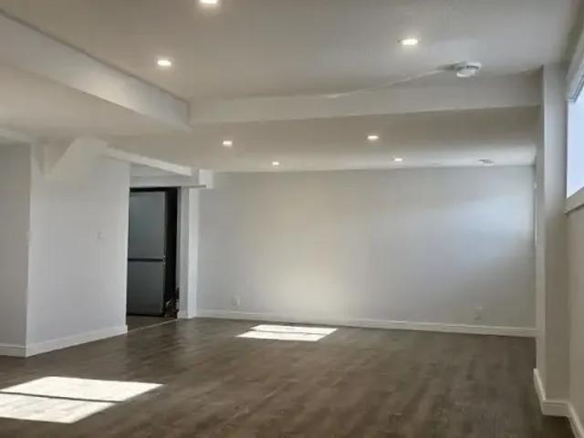 For Rent 3 Bedroom Apartment Calgary AB DS101507612