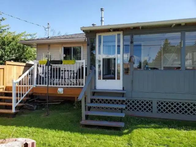For Rent 3 Bedroom Apartment Calgary AB DS101556162