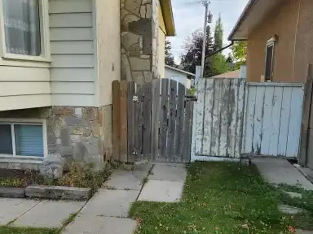 For Rent 3 Bedroom Apartment Calgary AB DS101986684