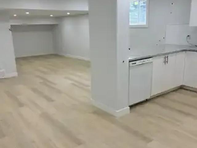 For Rent 3 Bedroom Apartment Calgary AB DS102518543