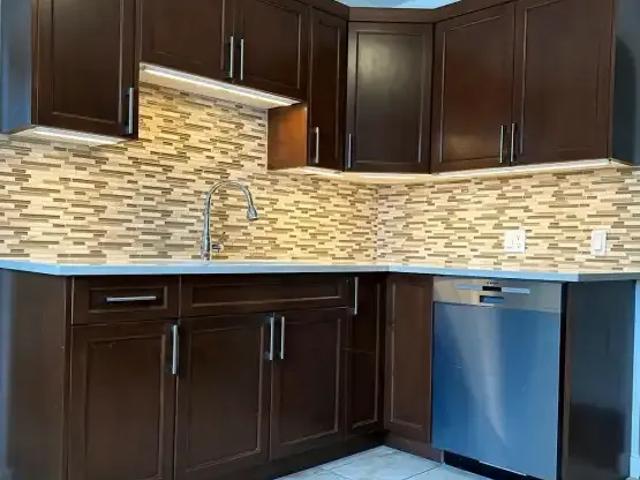 For Rent 3 Bedroom Apartment Calgary AB DS102551651