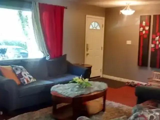 For Rent 3 Bedroom Apartment Calgary AB DS102658702