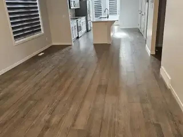 For Rent 3 Bedroom Apartment Calgary AB DS102770748