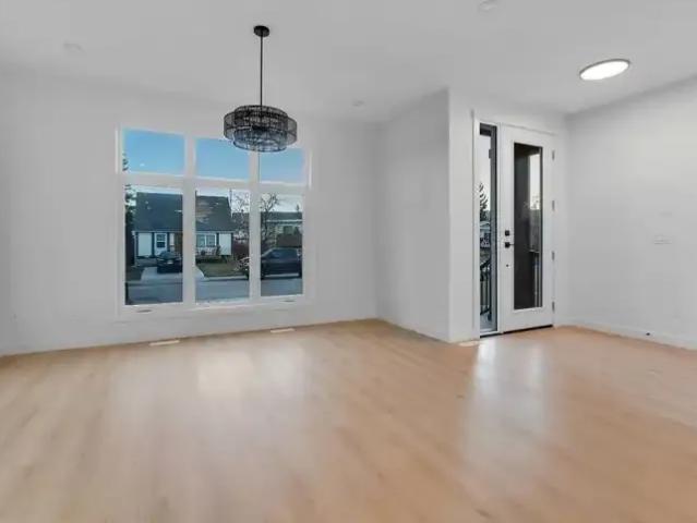 For Rent 3 Bedroom Apartment Calgary AB DS102811655