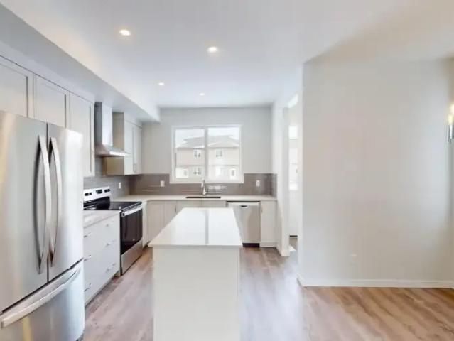 For Rent 3 Bedroom Apartment Calgary AB DS102846501