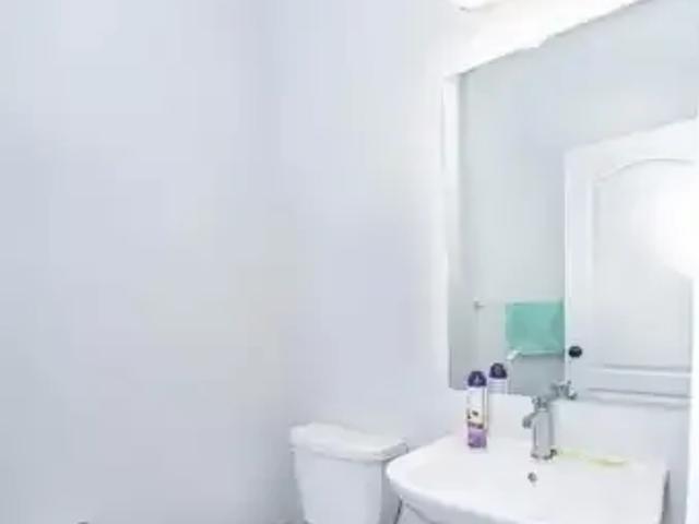 For Rent 3 Bedroom Apartment Calgary AB DS103091558