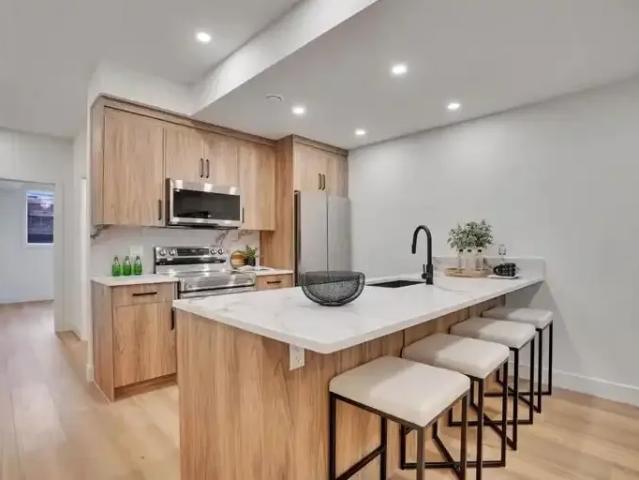 For Rent 3 Bedroom Apartment Calgary AB DS103151691