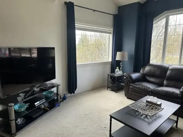 For Rent 3 Bedroom Apartment Calgary AB DS103243629
