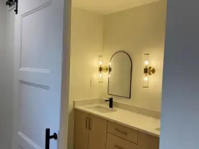For Rent 3 Bedroom Apartment Calgary AB DS103322654