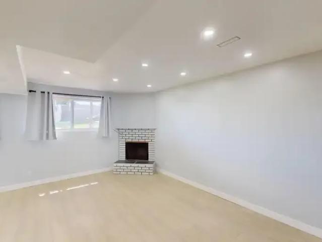 For Rent 3 Bedroom Apartment Calgary AB DS103338458
