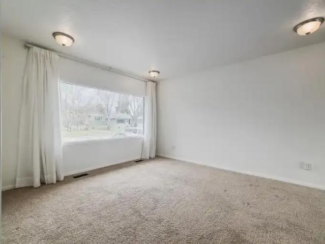 For Rent 3 Bedroom Apartment Calgary AB DS103355270