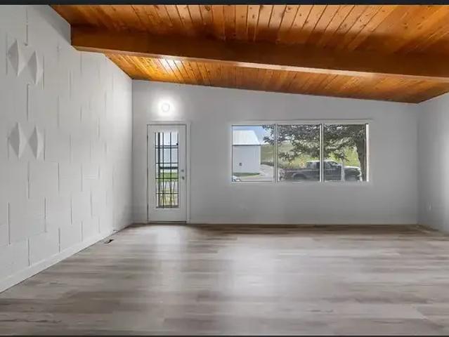 For Rent 3 Bedroom Apartment Calgary AB DS103355273