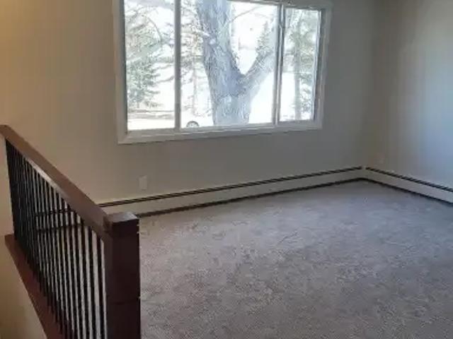 For Rent 3 Bedroom Apartment Calgary AB DS104470789
